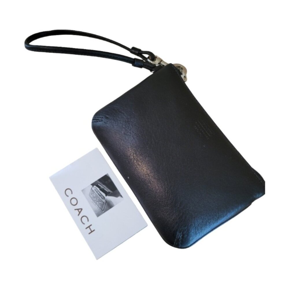 Coach Black Leather Wristlet Coin Purse – Unused, Classic & Compact! - Picture 10 of 11
